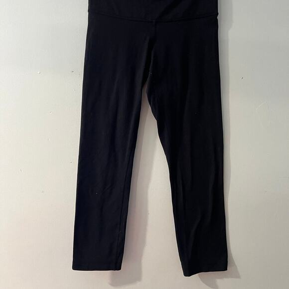 lululemon athletica Pants - Lululemon black crop leggings size 4